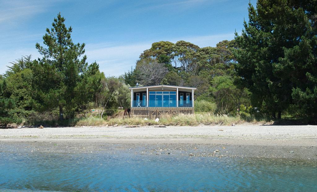 Windhover Suites Tasman Bagian luar foto